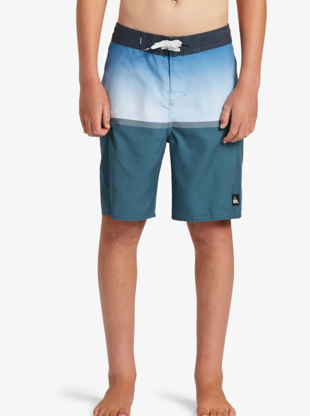 Quiksilver Shorts|Boys 8-16 Everyday Division 17" Boardshorts Aegean Blue