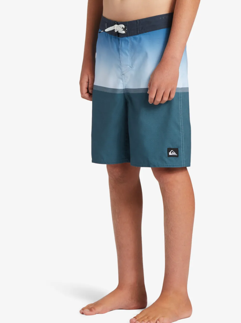 Quiksilver Shorts|Boys 8-16 Everyday Division 17" Boardshorts Aegean Blue