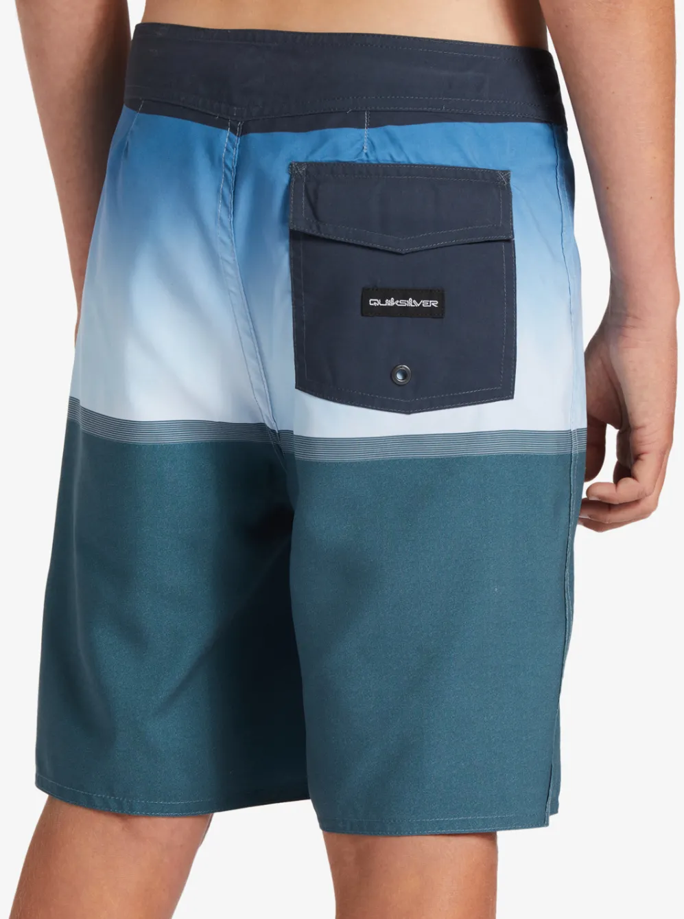 Quiksilver Shorts|Boys 8-16 Everyday Division 17" Boardshorts Aegean Blue