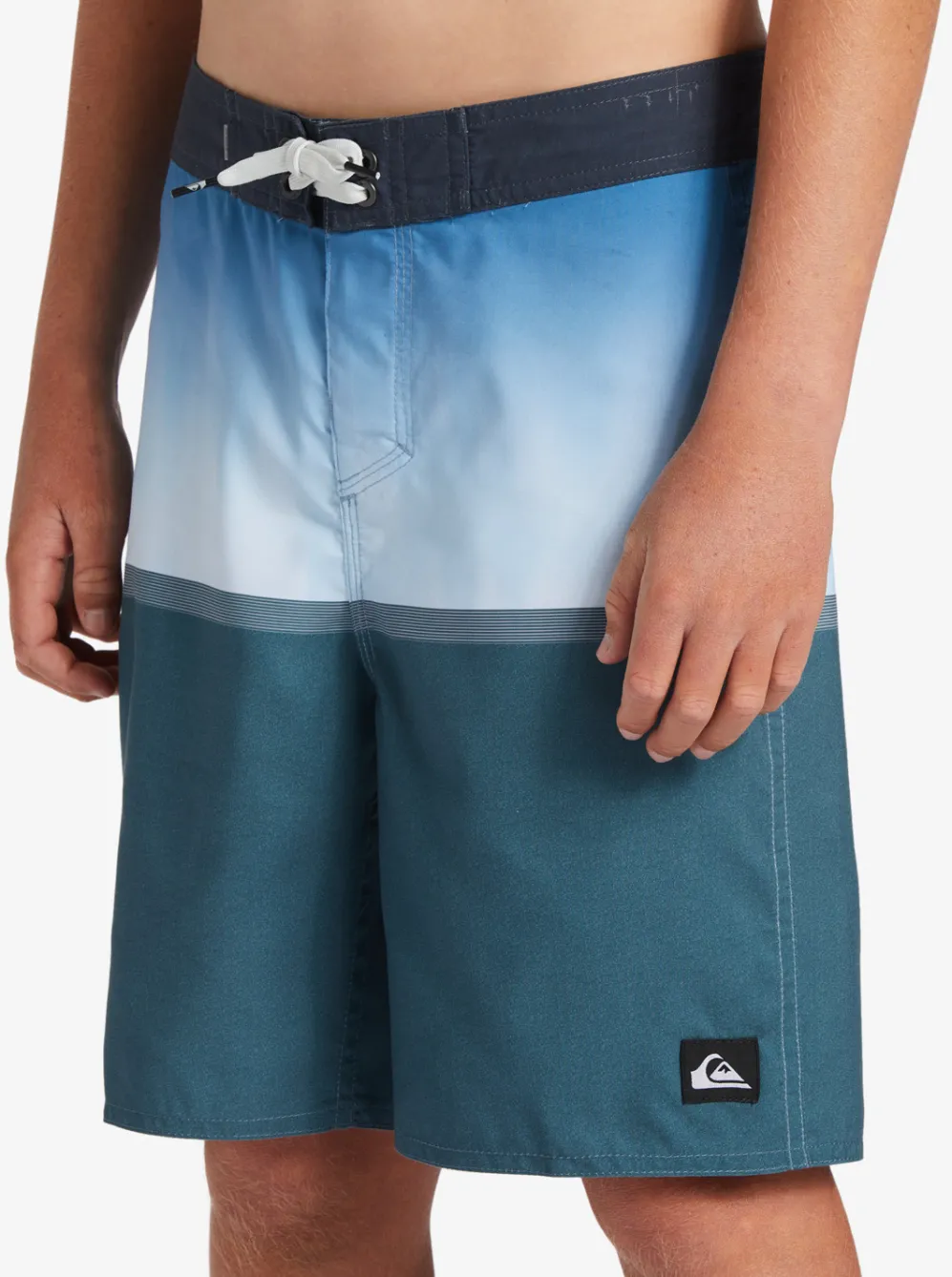 Quiksilver Shorts|Boys 8-16 Everyday Division 17" Boardshorts Aegean Blue
