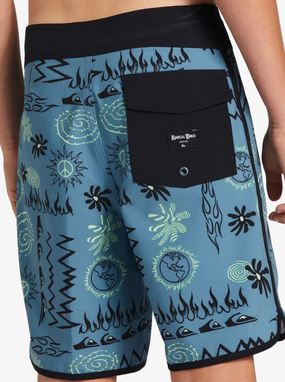 Quiksilver Shorts|Boy'S 8-16 Surfsilk Radical Scallop 16 Boardshorts Aegean Blue