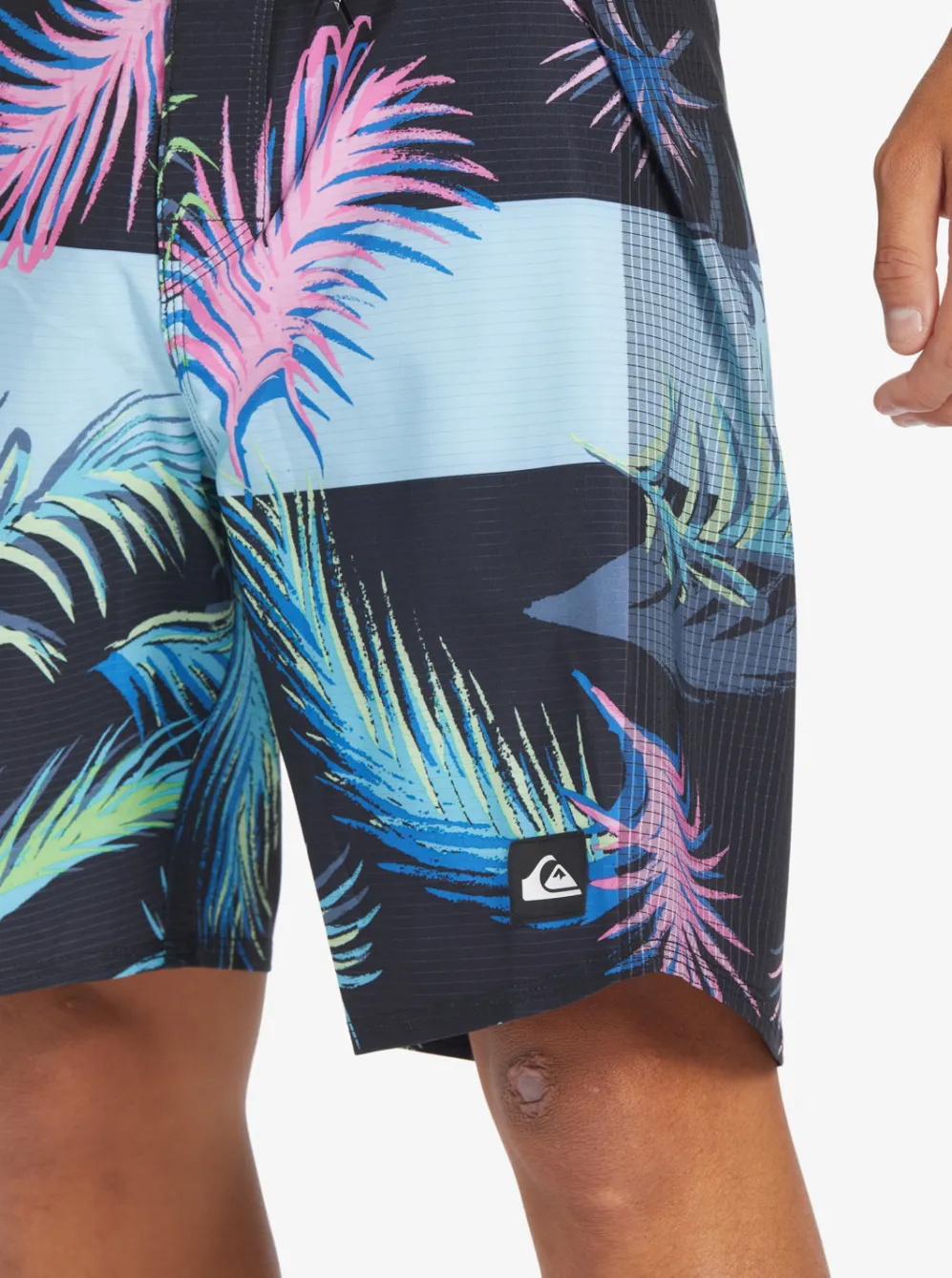 Quiksilver Shorts & Amphibians|Highline Arch 19" Boardshorts Tarmac