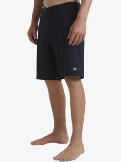 Quiksilver Shorts & Amphibians|Surfsilk Kaimana 19