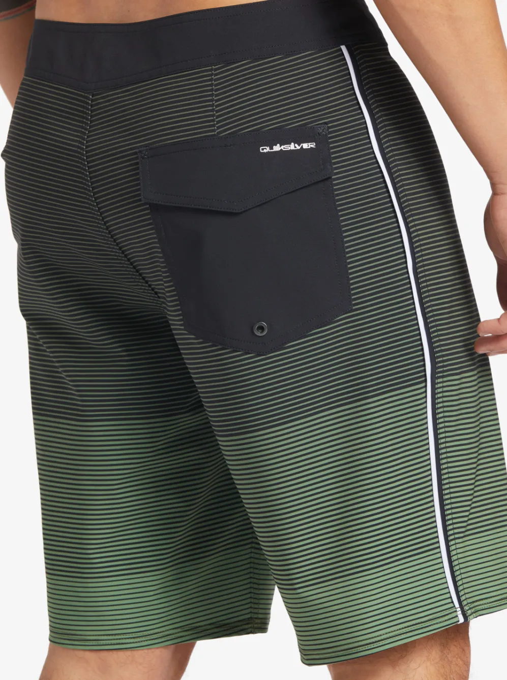 Quiksilver Boardshorts|Surfsilk Massive 20" Boardshorts Climbing Ivy